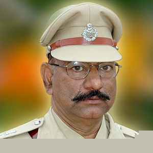 Senior Officer